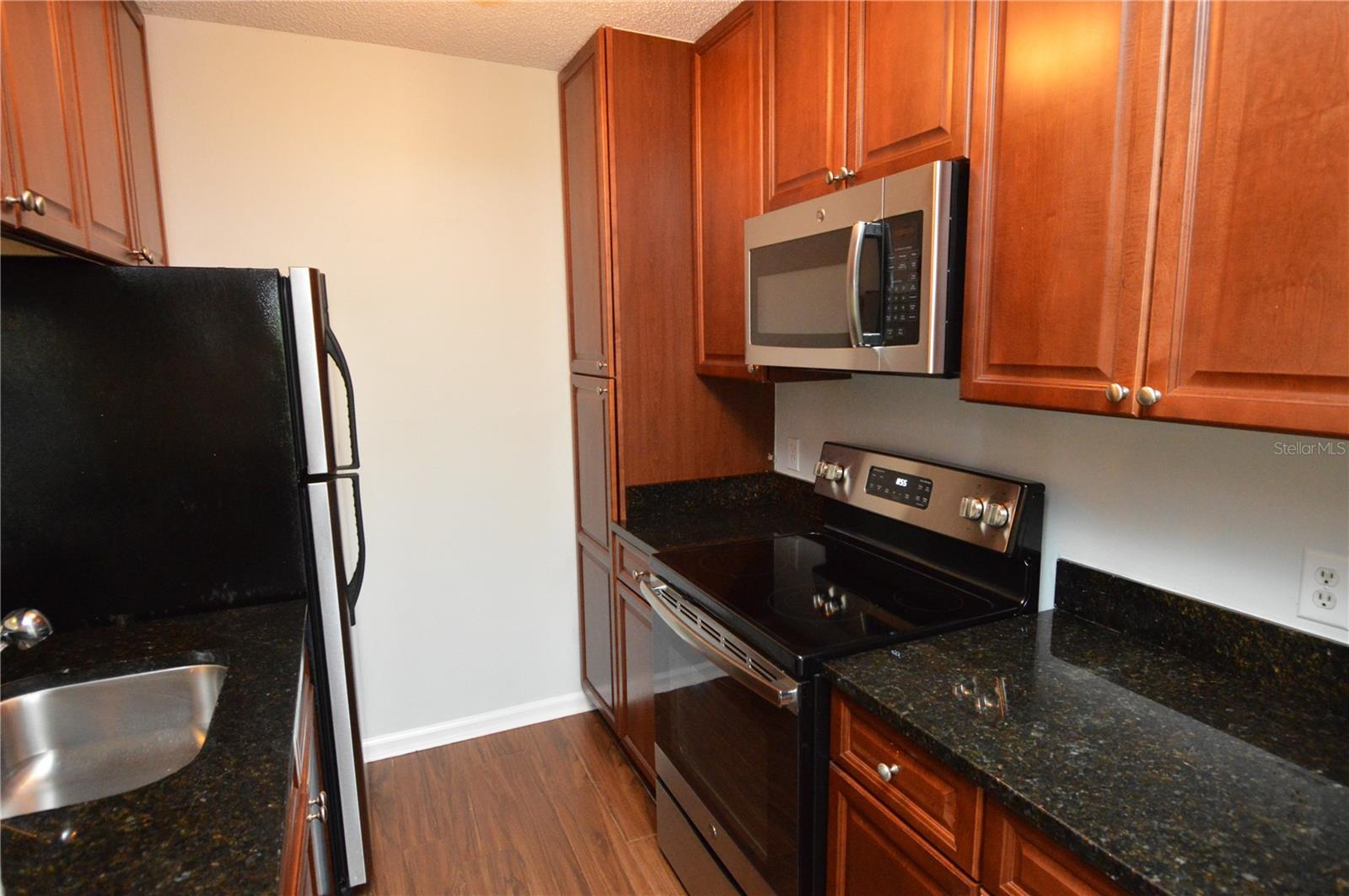 Image 8 of 75 For 11901 4th Street N 2104