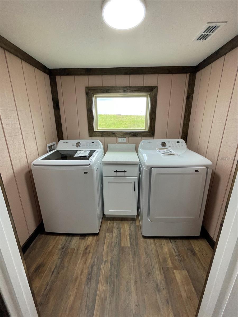 Image 14 of 21 For 31528 Tyndall Road