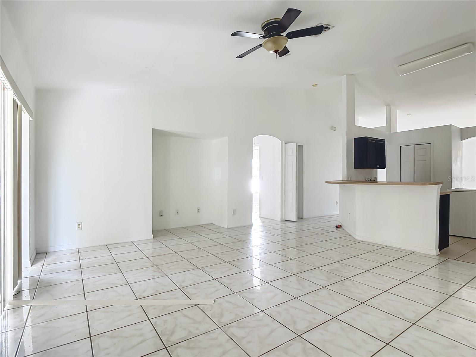 Image 11 of 68 For 343 25th Terrace