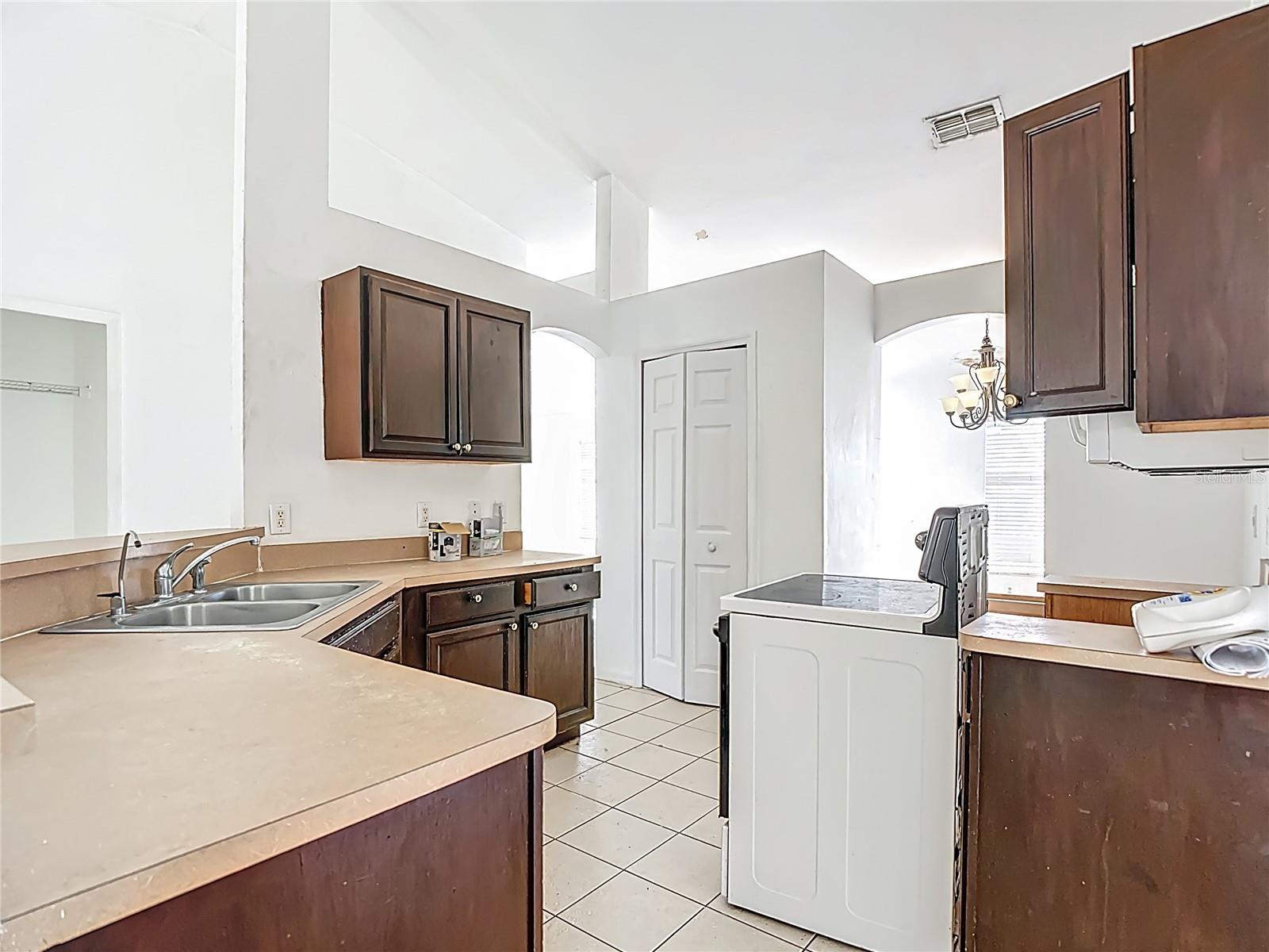 Image 15 of 68 For 343 25th Terrace