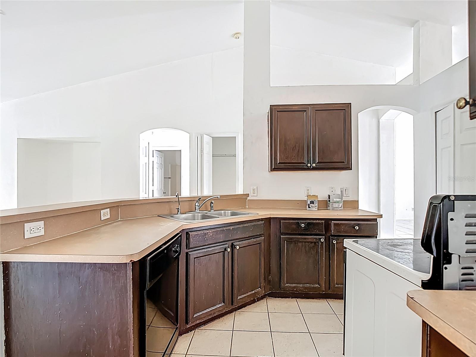 Image 16 of 68 For 343 25th Terrace