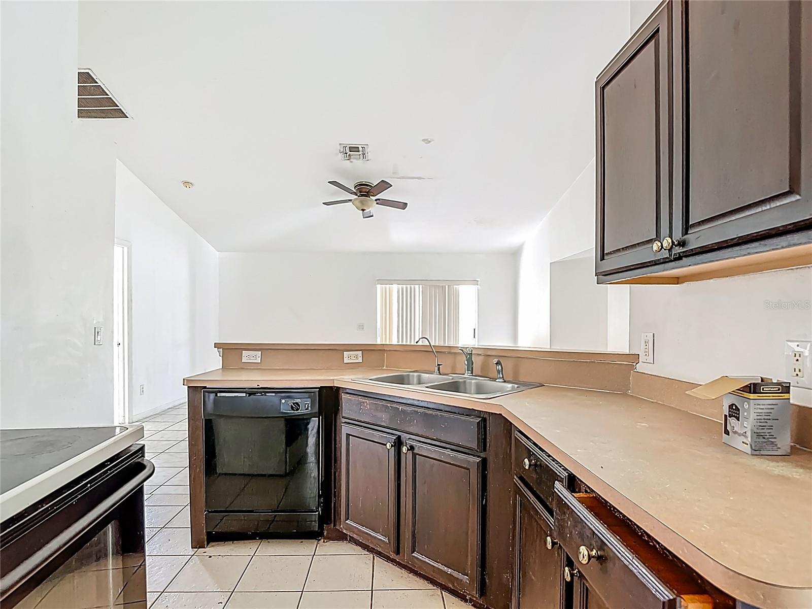 Image 17 of 68 For 343 25th Terrace