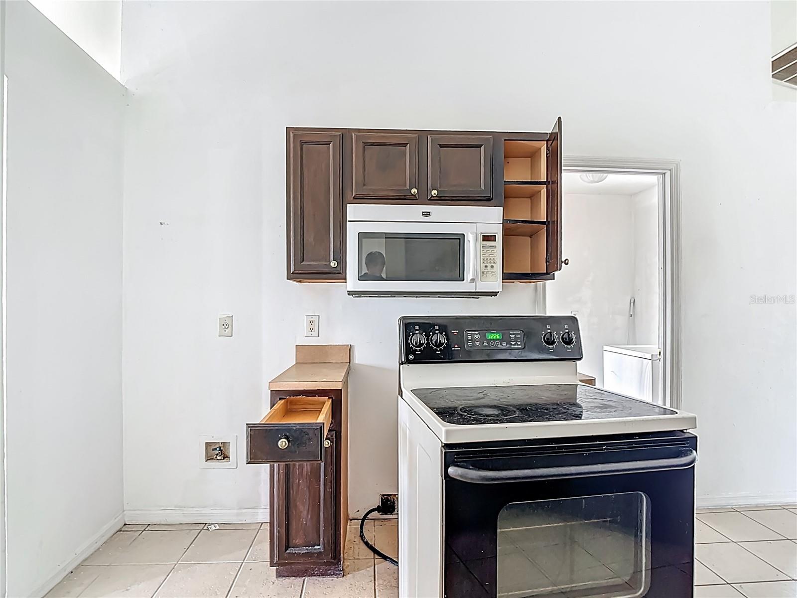 Image 18 of 68 For 343 25th Terrace