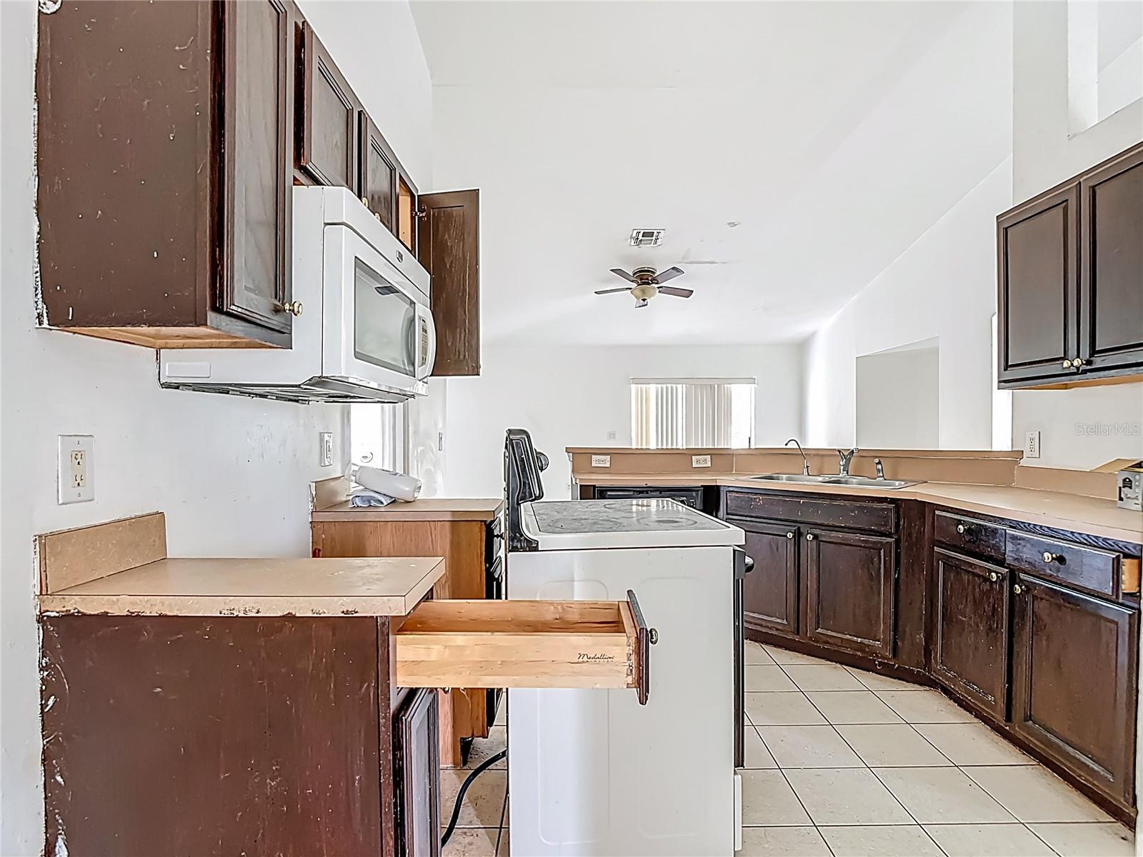 Image 21 of 68 For 343 25th Terrace