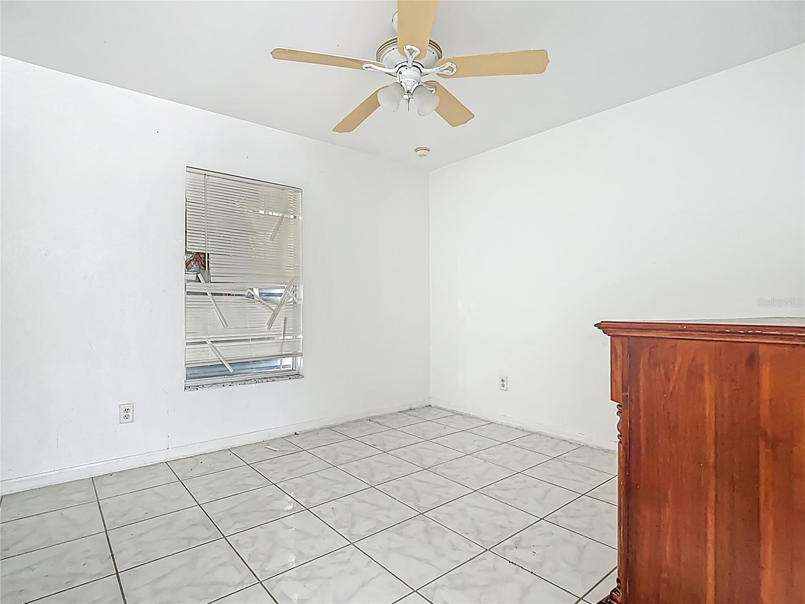 Image 23 of 68 For 343 25th Terrace