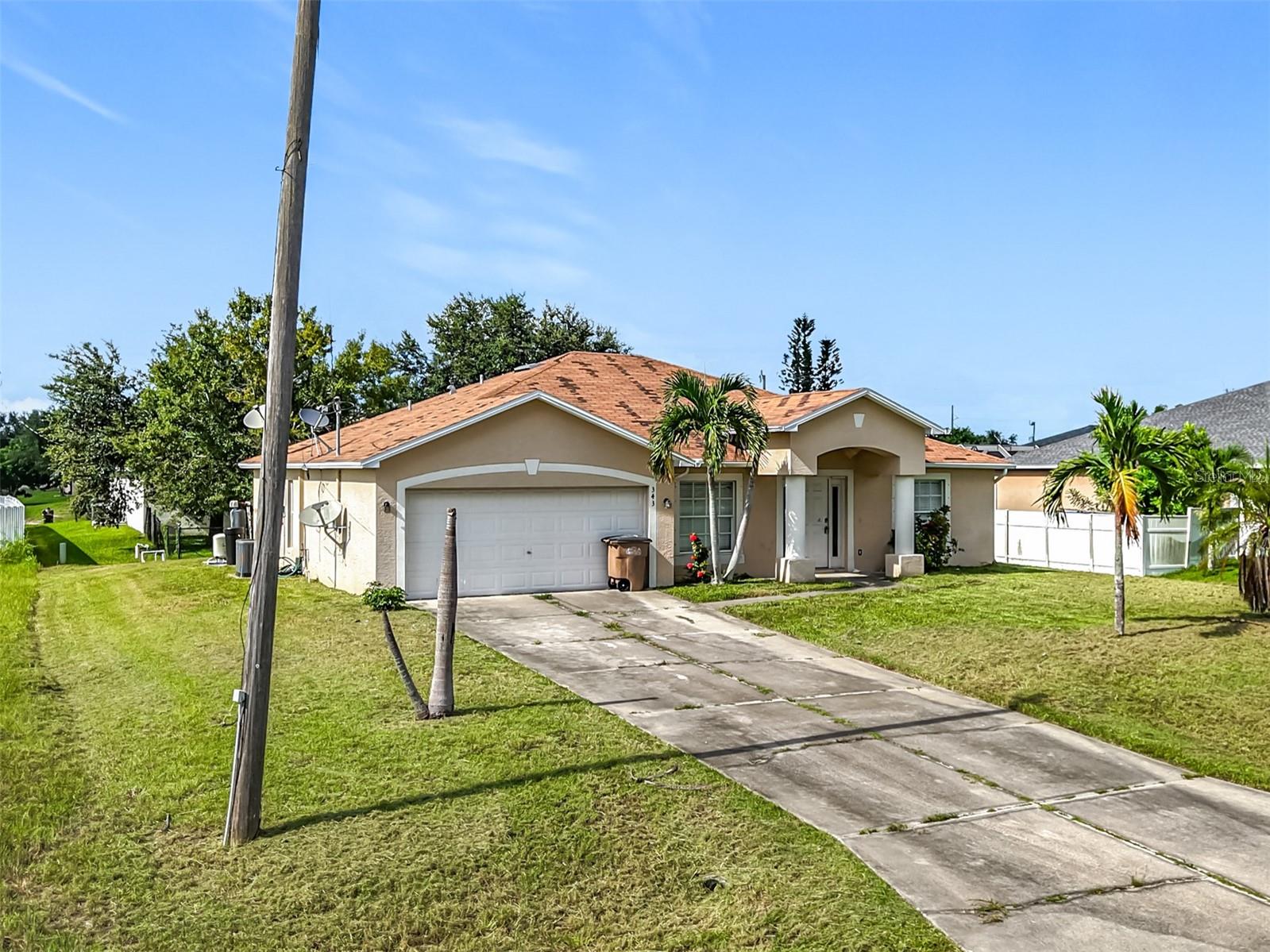 Image 3 of 68 For 343 25th Terrace