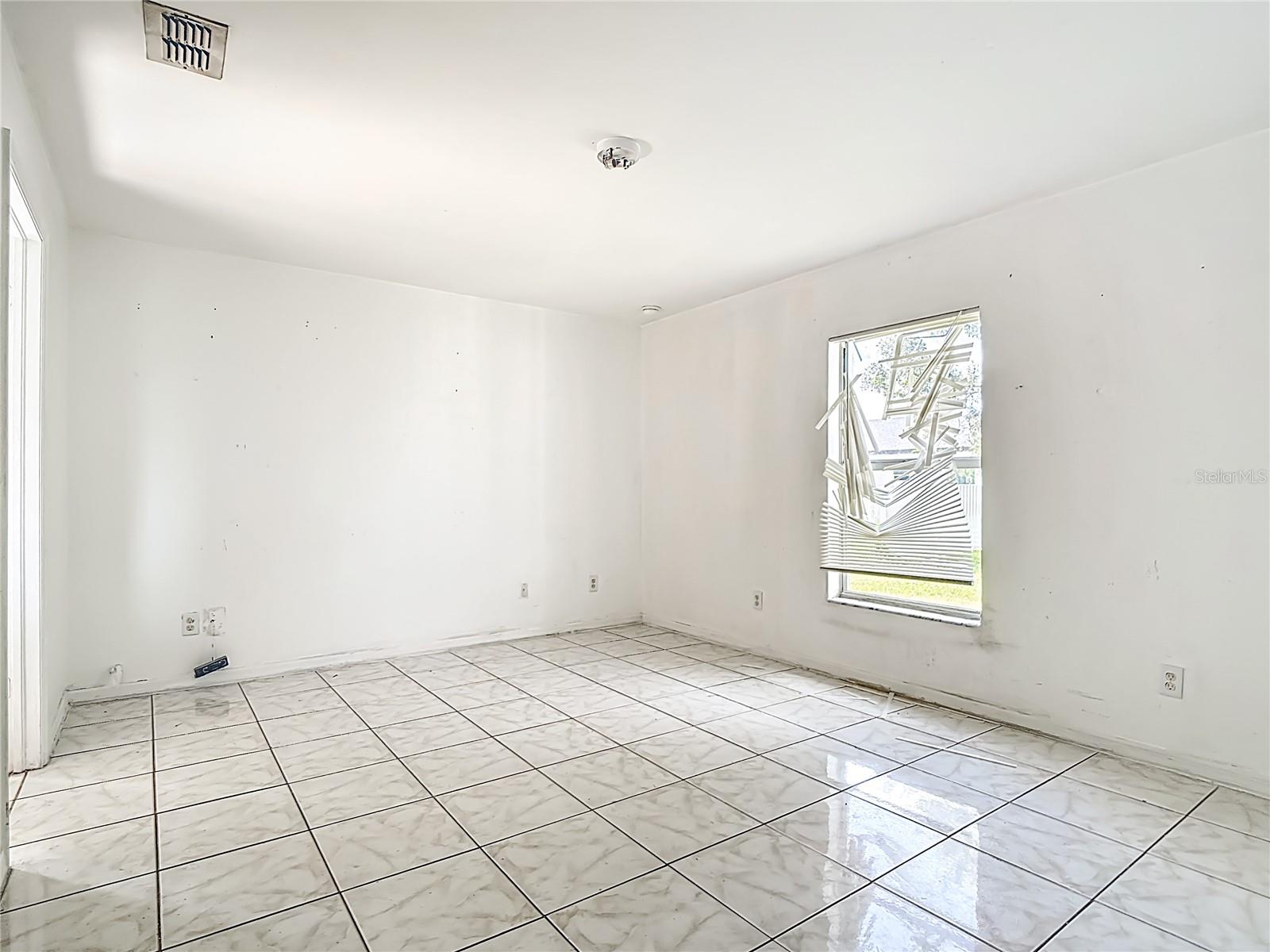 Image 31 of 68 For 343 25th Terrace