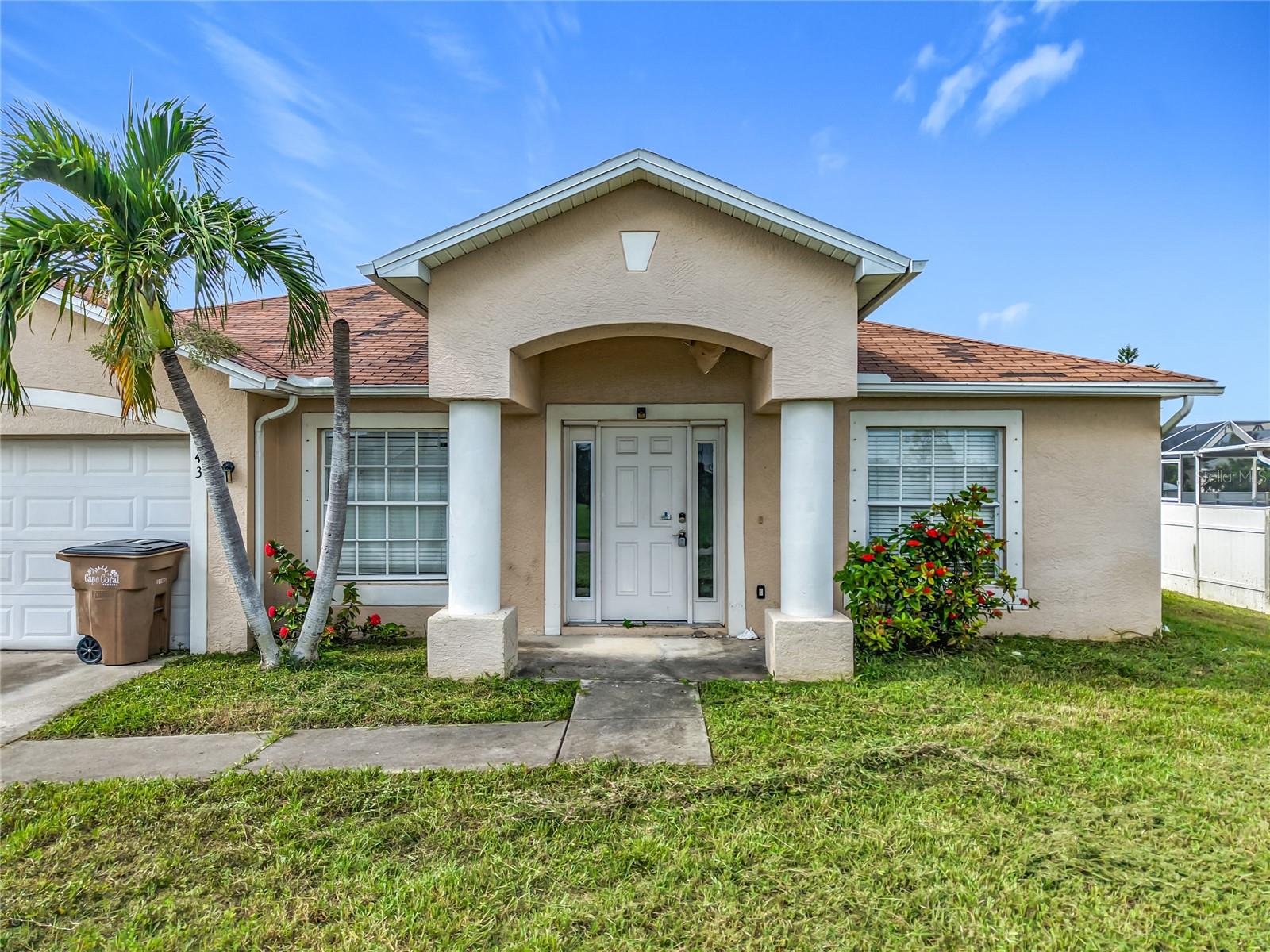 Image 4 of 68 For 343 25th Terrace