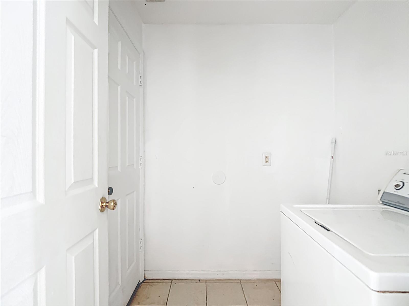 Image 42 of 68 For 343 25th Terrace