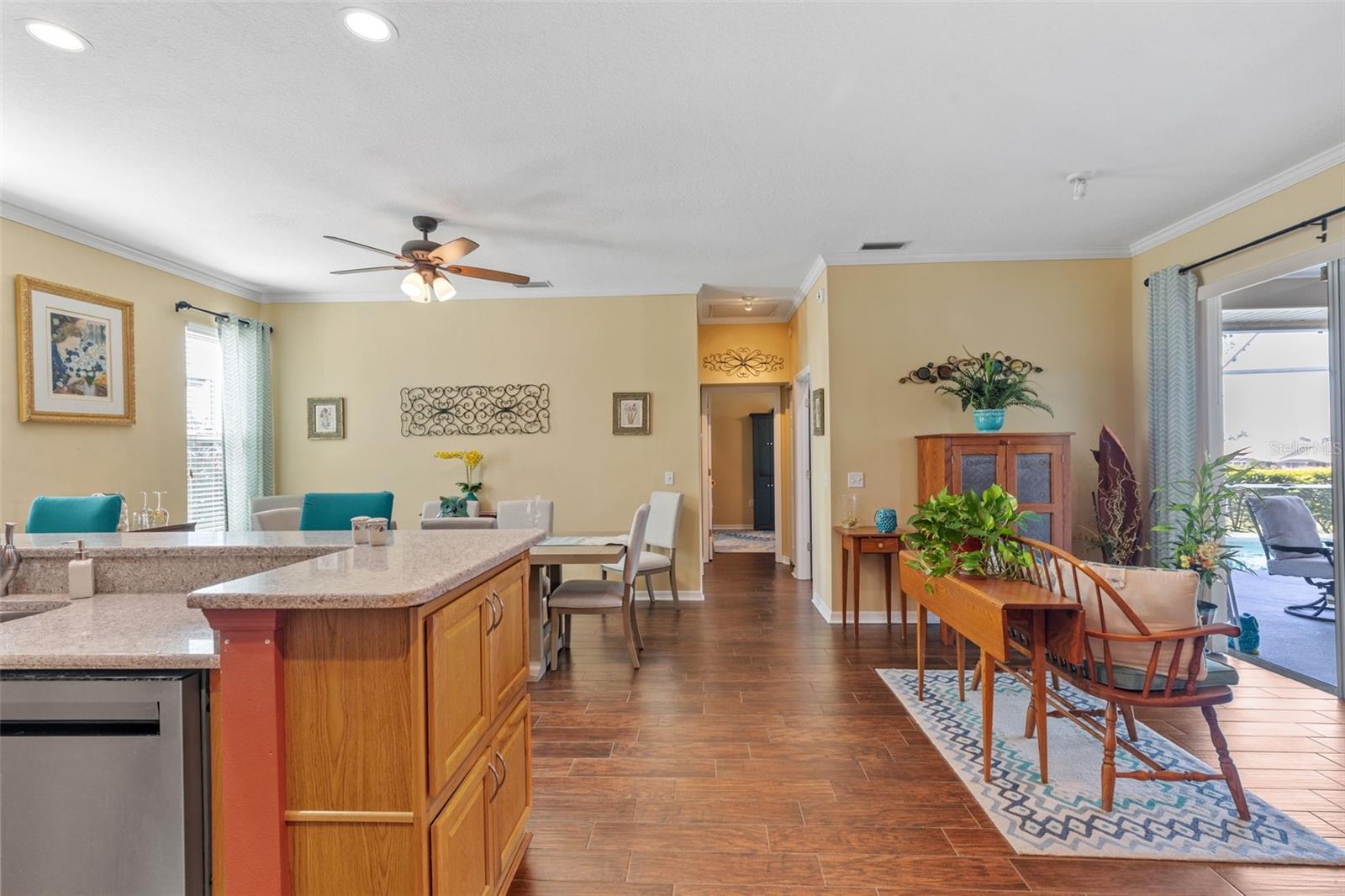 Image 19 of 62 For 7145 Hazeltine Circle