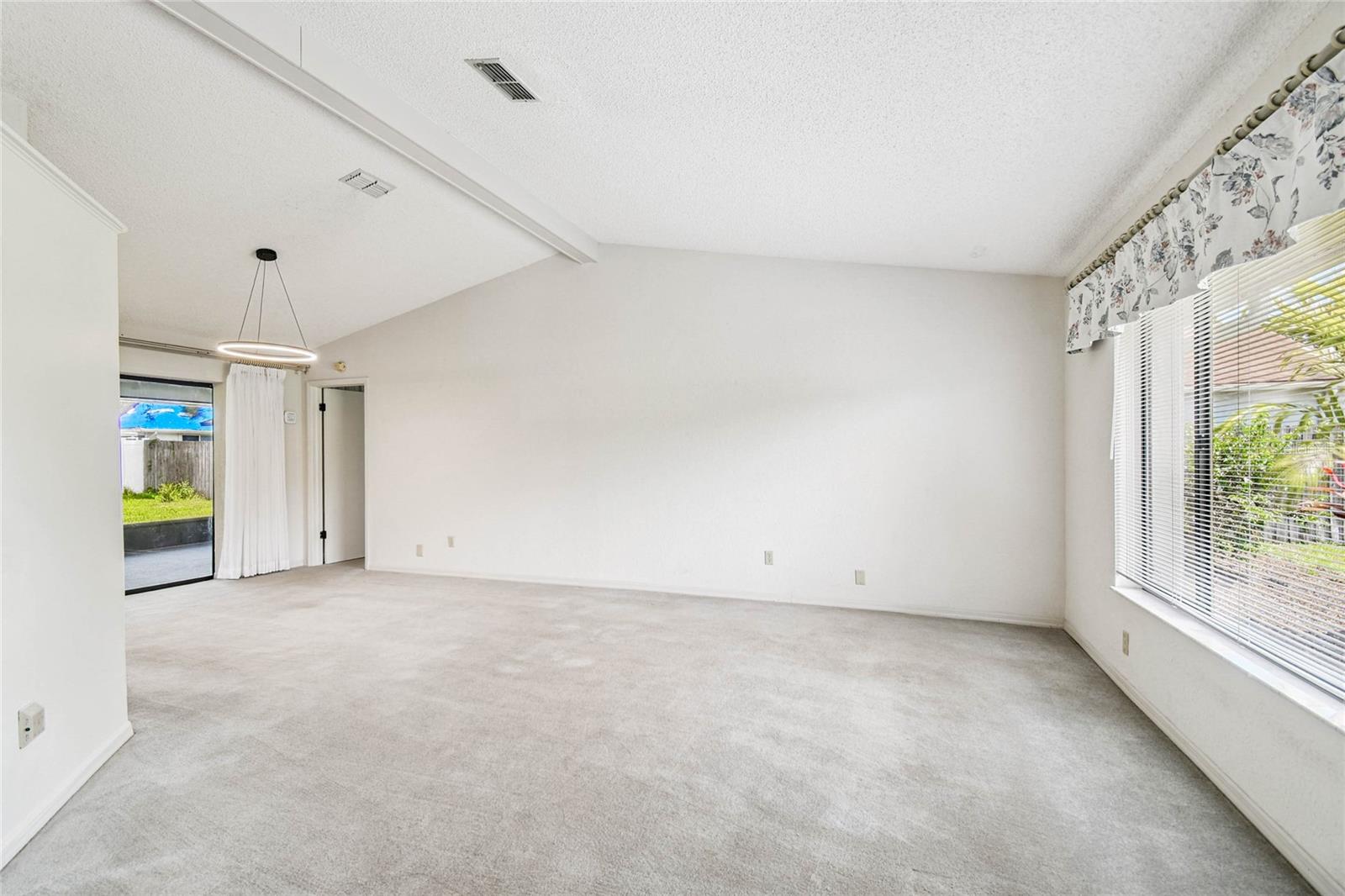 Image 19 of 48 For 8143 Wooden Drive