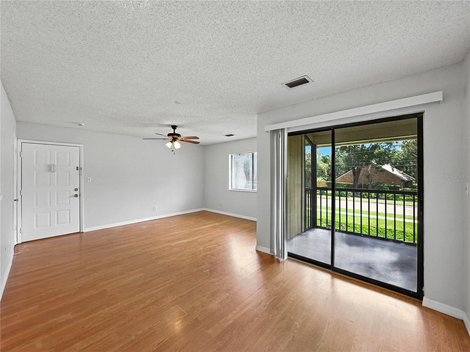 Image 11 of 43 For 13389 Arbor Pointe Circle 203