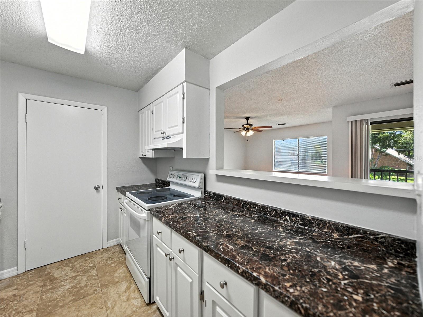 Image 15 of 43 For 13389 Arbor Pointe Circle 203