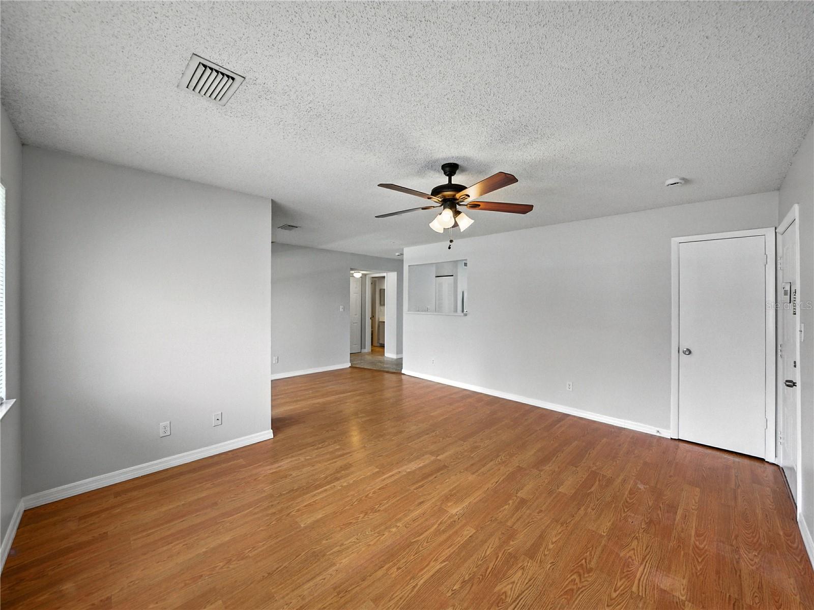 Image 8 of 43 For 13389 Arbor Pointe Circle 203