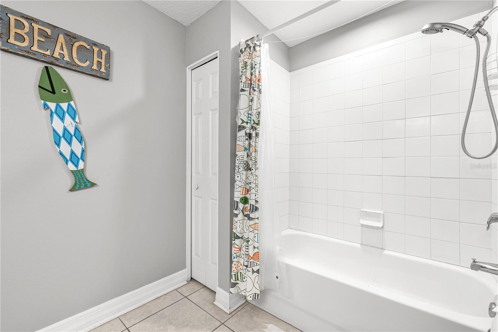 Image 22 of 49 For 13235 Gulf Boulevard 207
