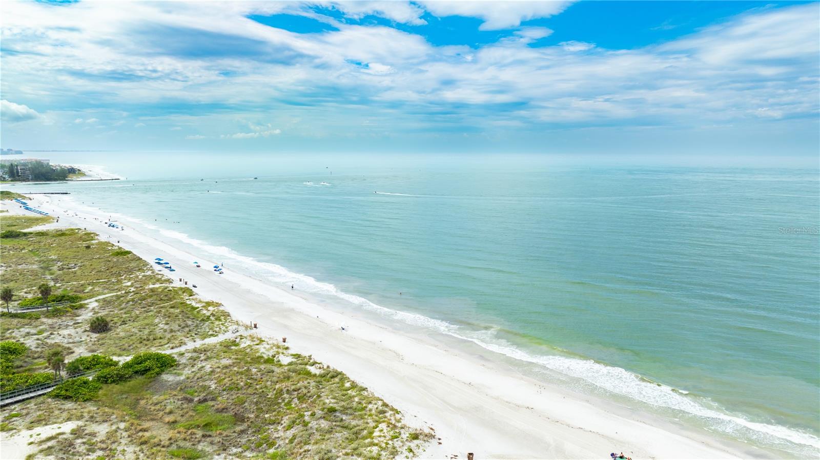 Image 36 of 49 For 13235 Gulf Boulevard 207