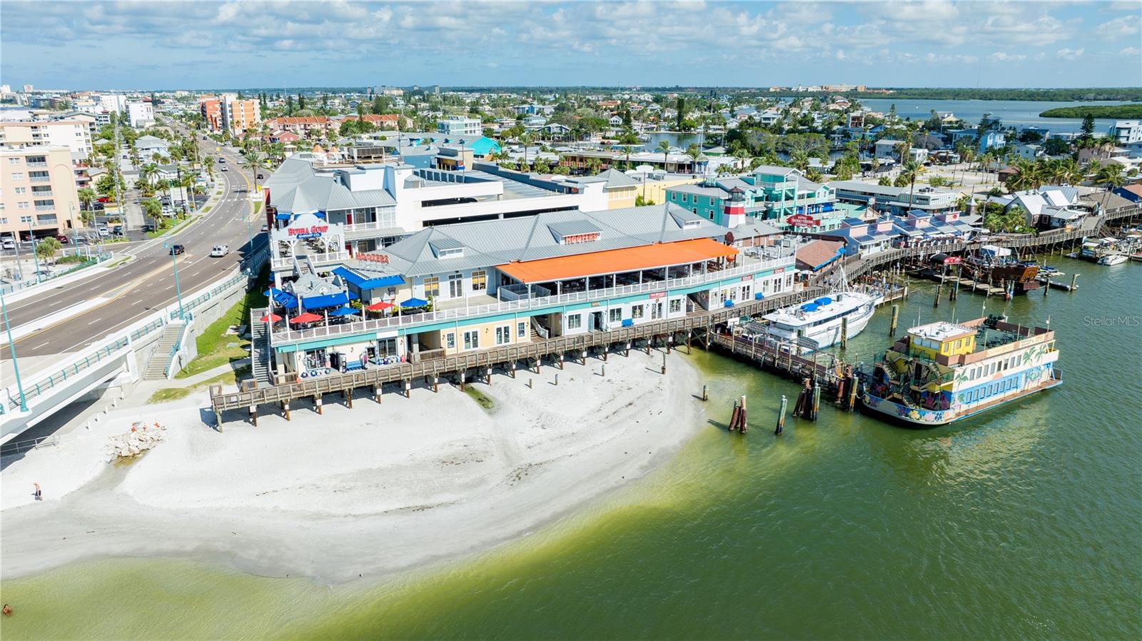 Image 47 of 49 For 13235 Gulf Boulevard 207