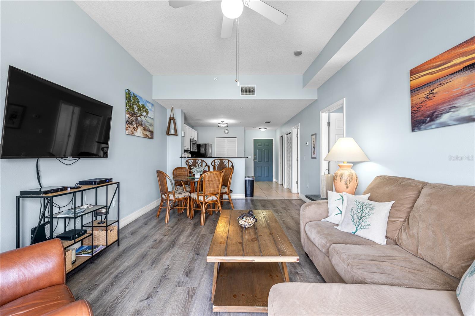 Image 6 of 49 For 13235 Gulf Boulevard 207