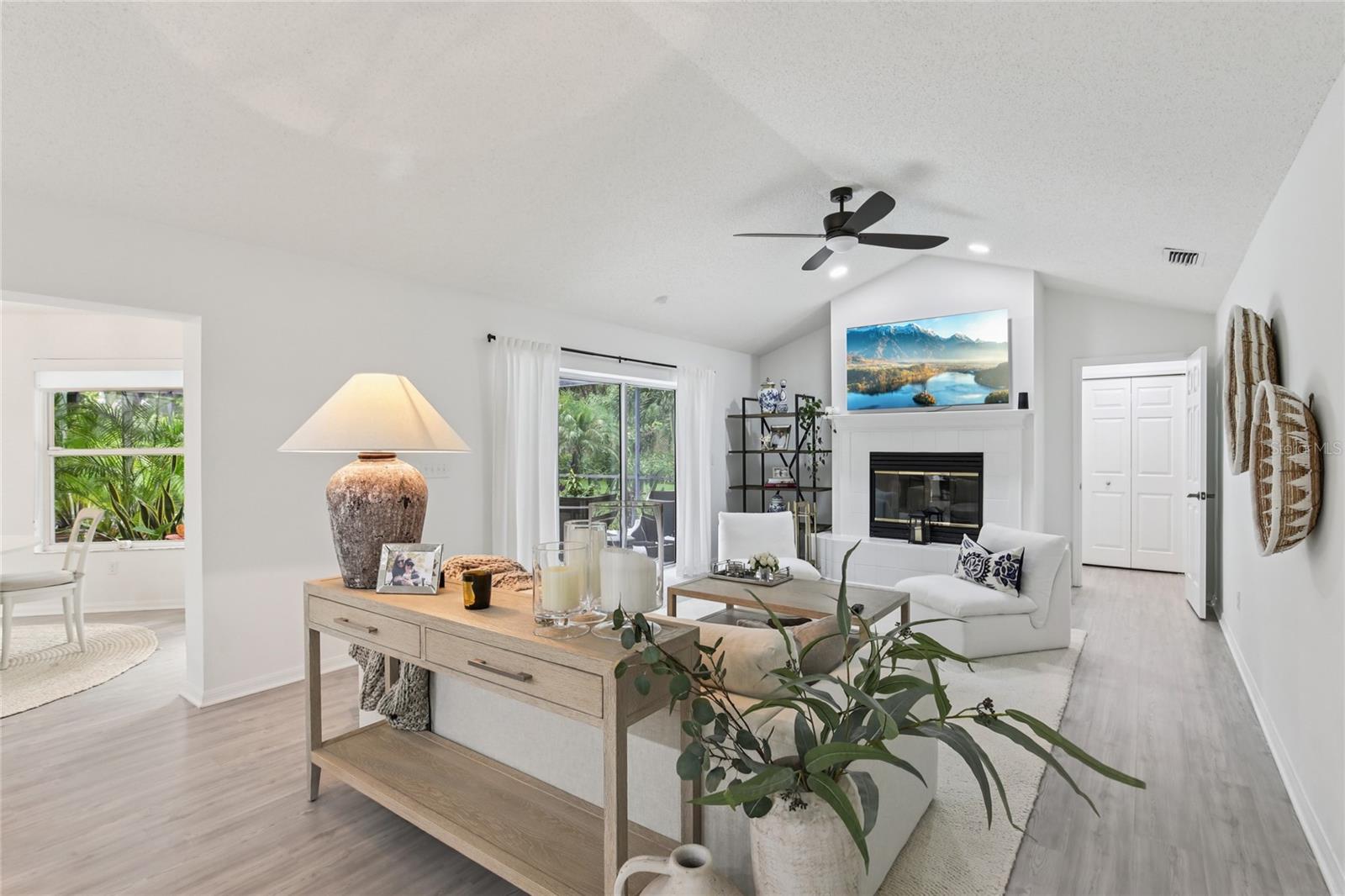Image 13 of 77 For 2509 Mason Oaks Drive 100