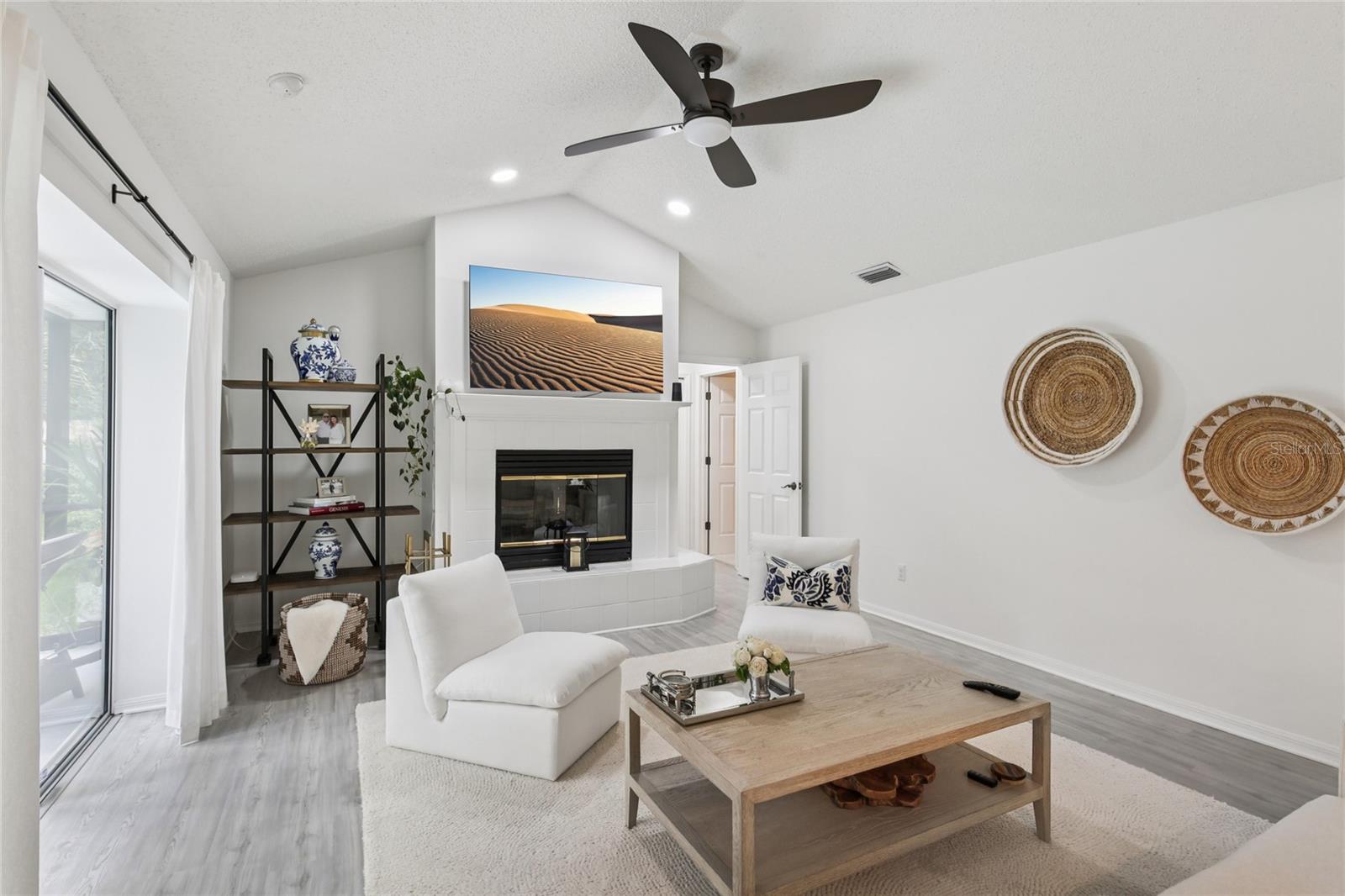 Image 14 of 77 For 2509 Mason Oaks Drive 100
