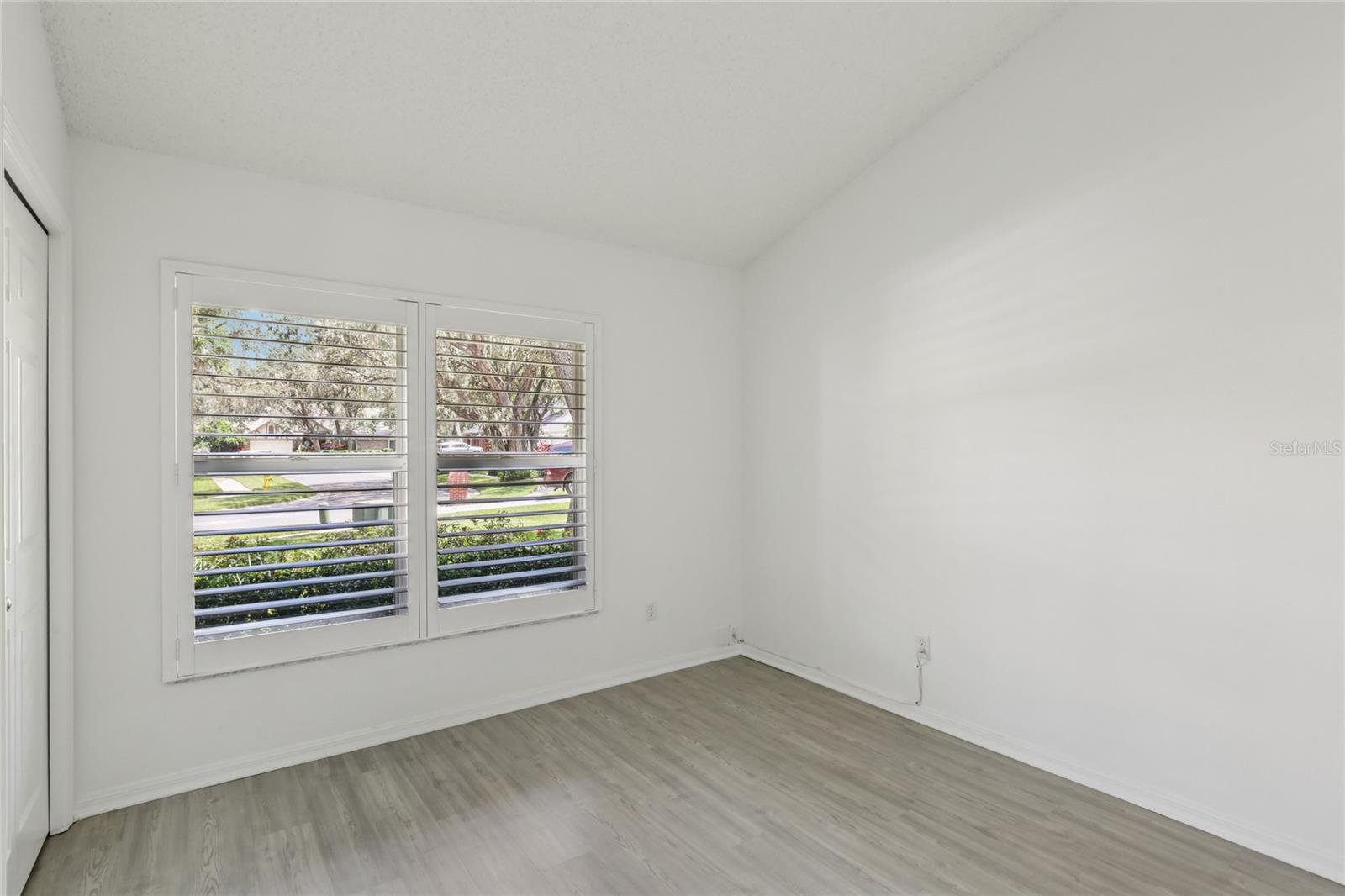 Image 30 of 77 For 2509 Mason Oaks Drive 100