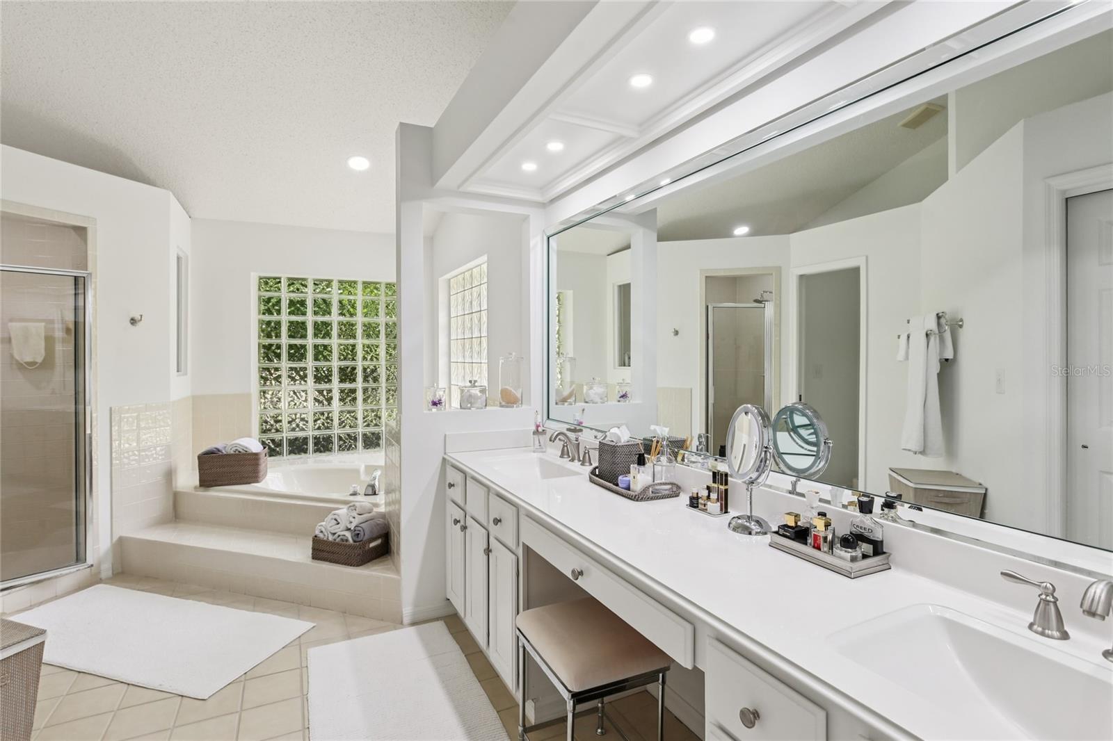 Image 45 of 77 For 2509 Mason Oaks Drive 100