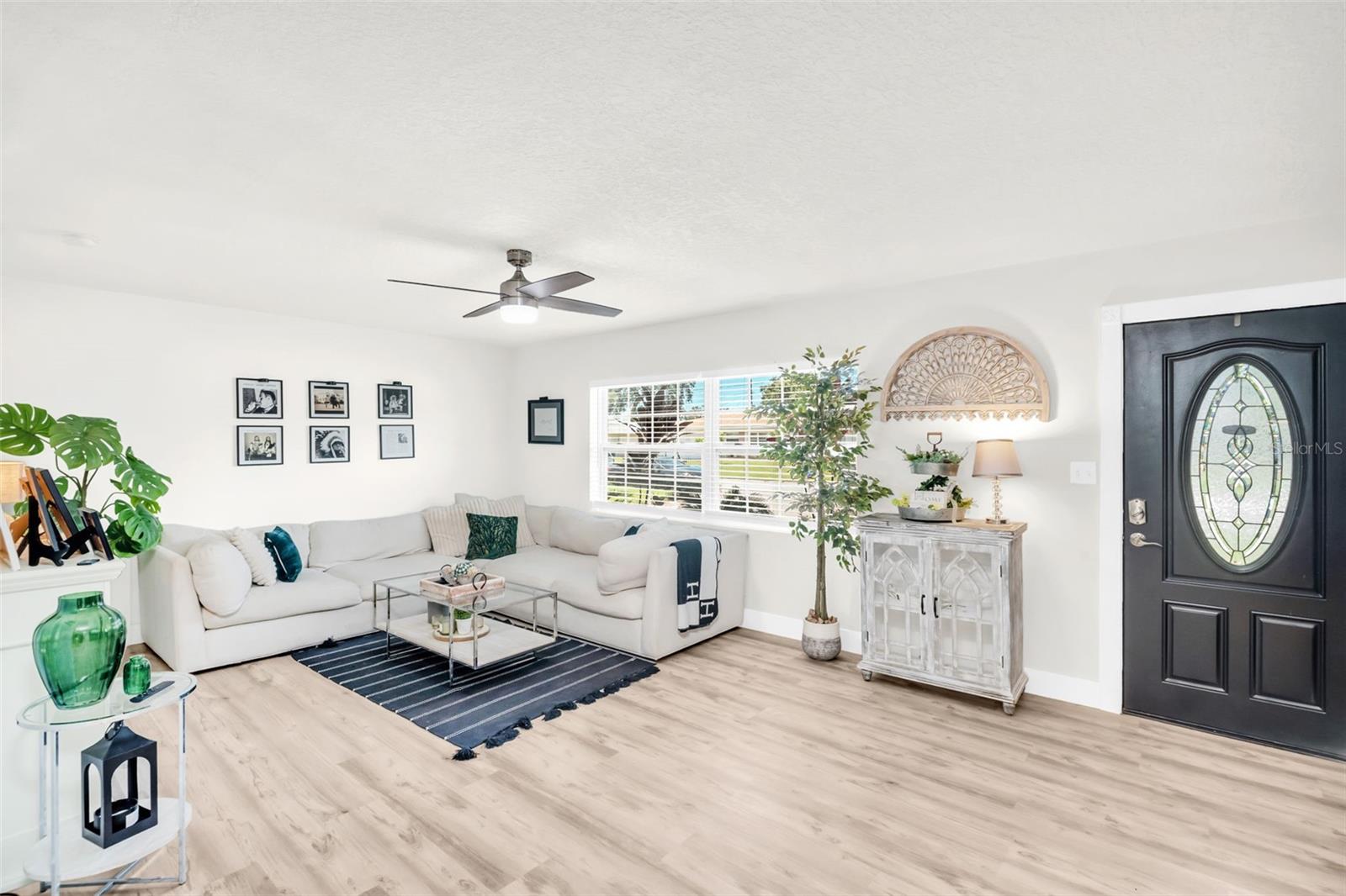 Image 4 of 52 For 2019 Magnolia Drive