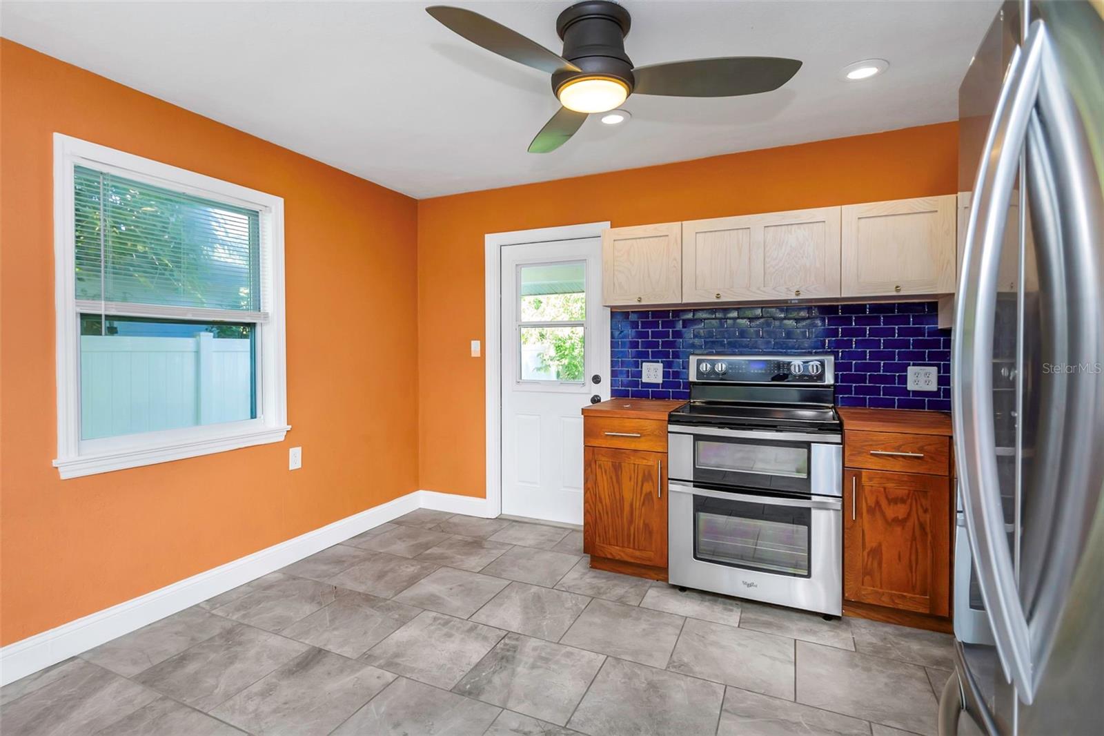 Image 10 of 33 For 2619 Miriam Street S