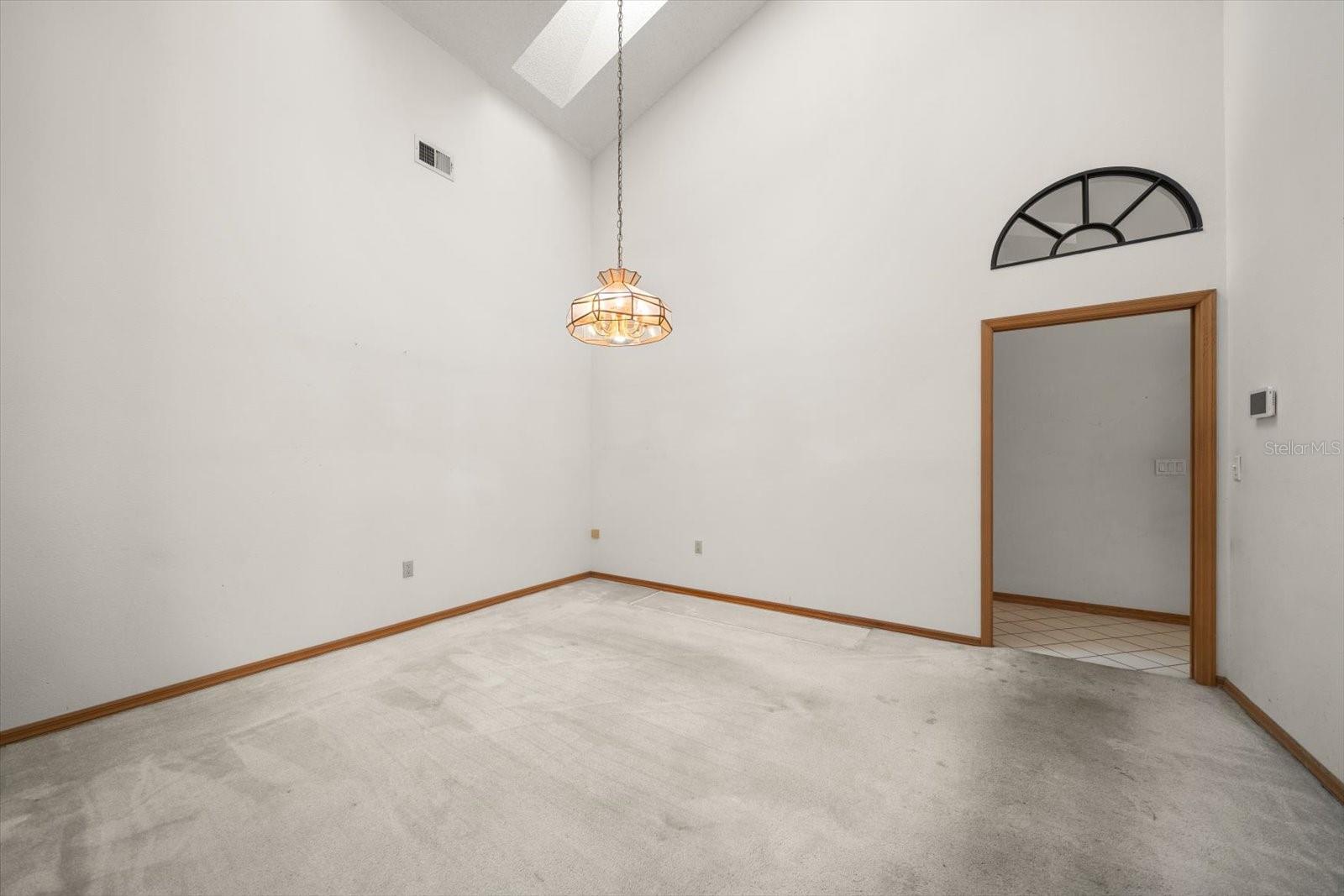 Image 11 of 42 For 2632 Westview Court