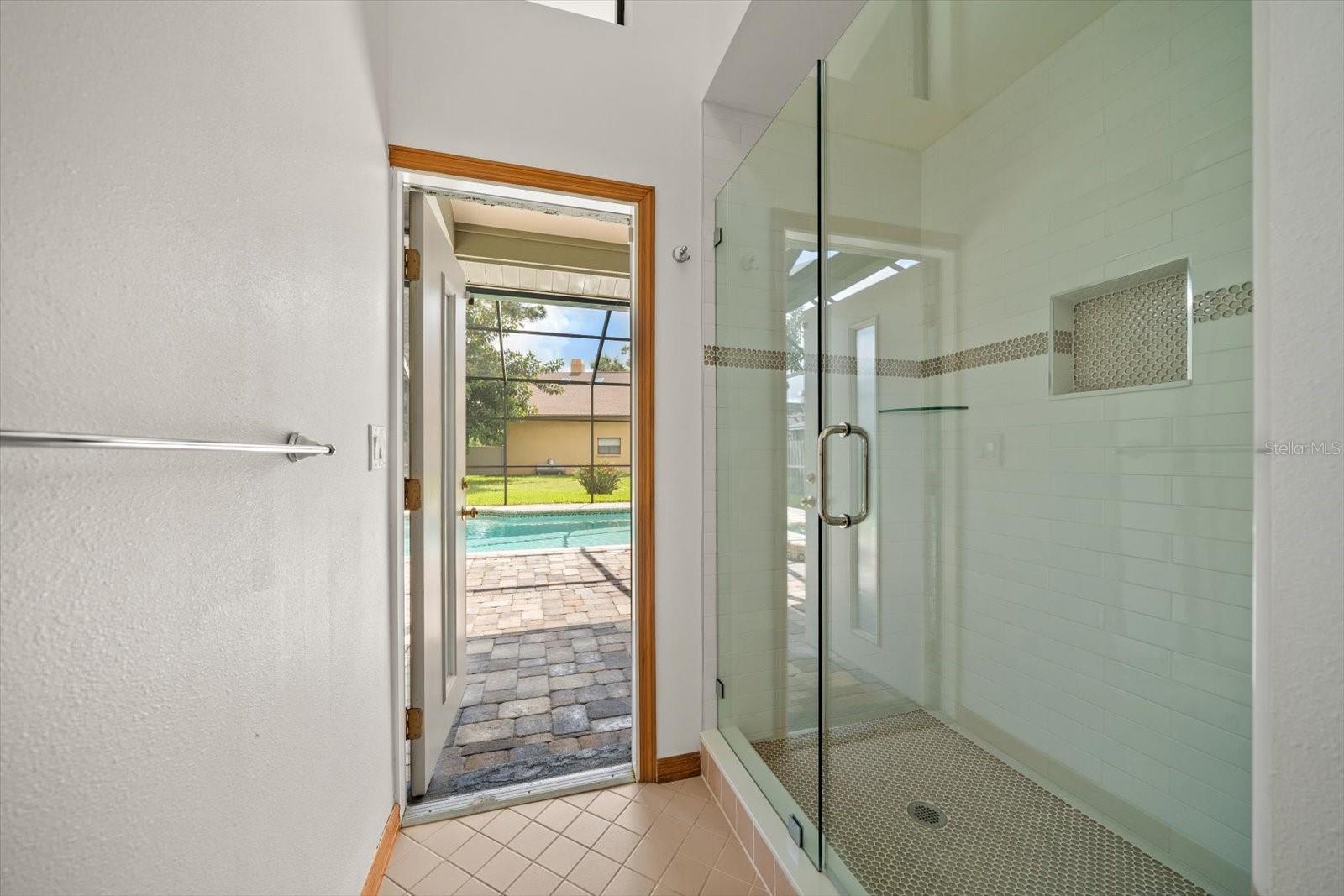 Image 28 of 42 For 2632 Westview Court
