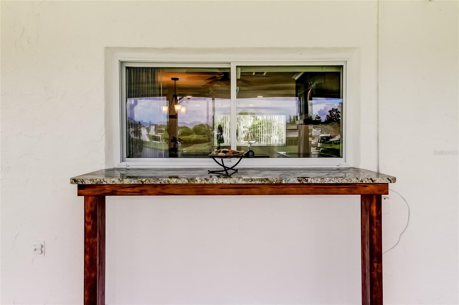 Listing photo id 26 for 3625 Delta Place