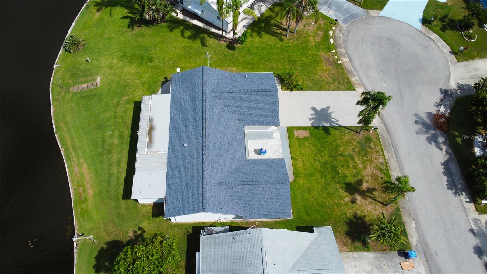 Listing photo id 37 for 3625 Delta Place