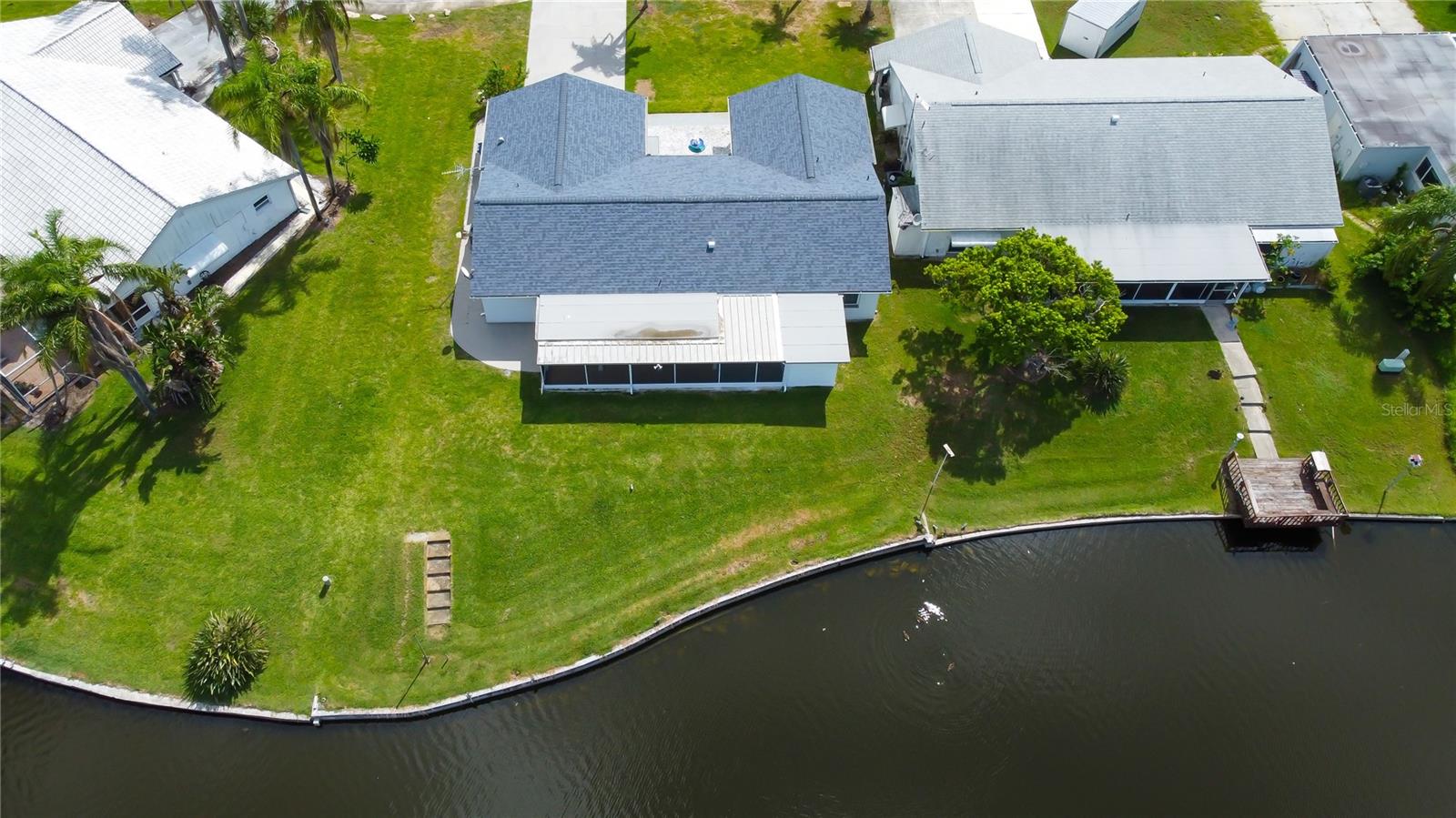 Listing photo id 38 for 3625 Delta Place