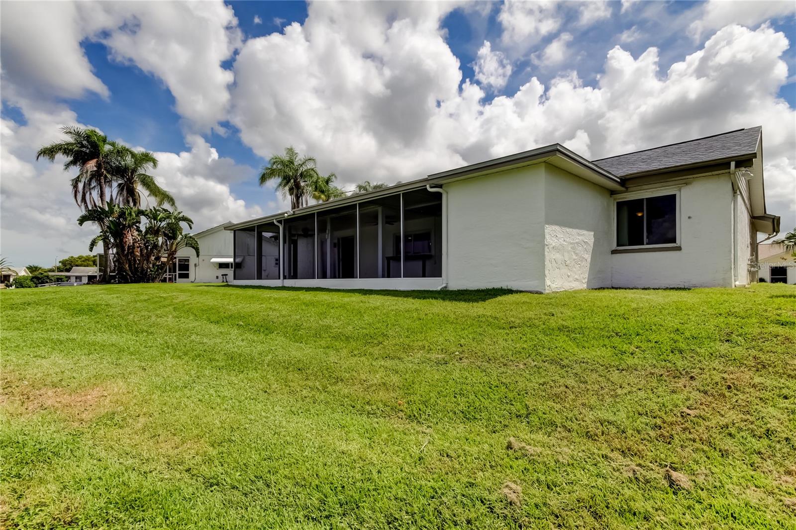 Listing photo id 42 for 3625 Delta Place