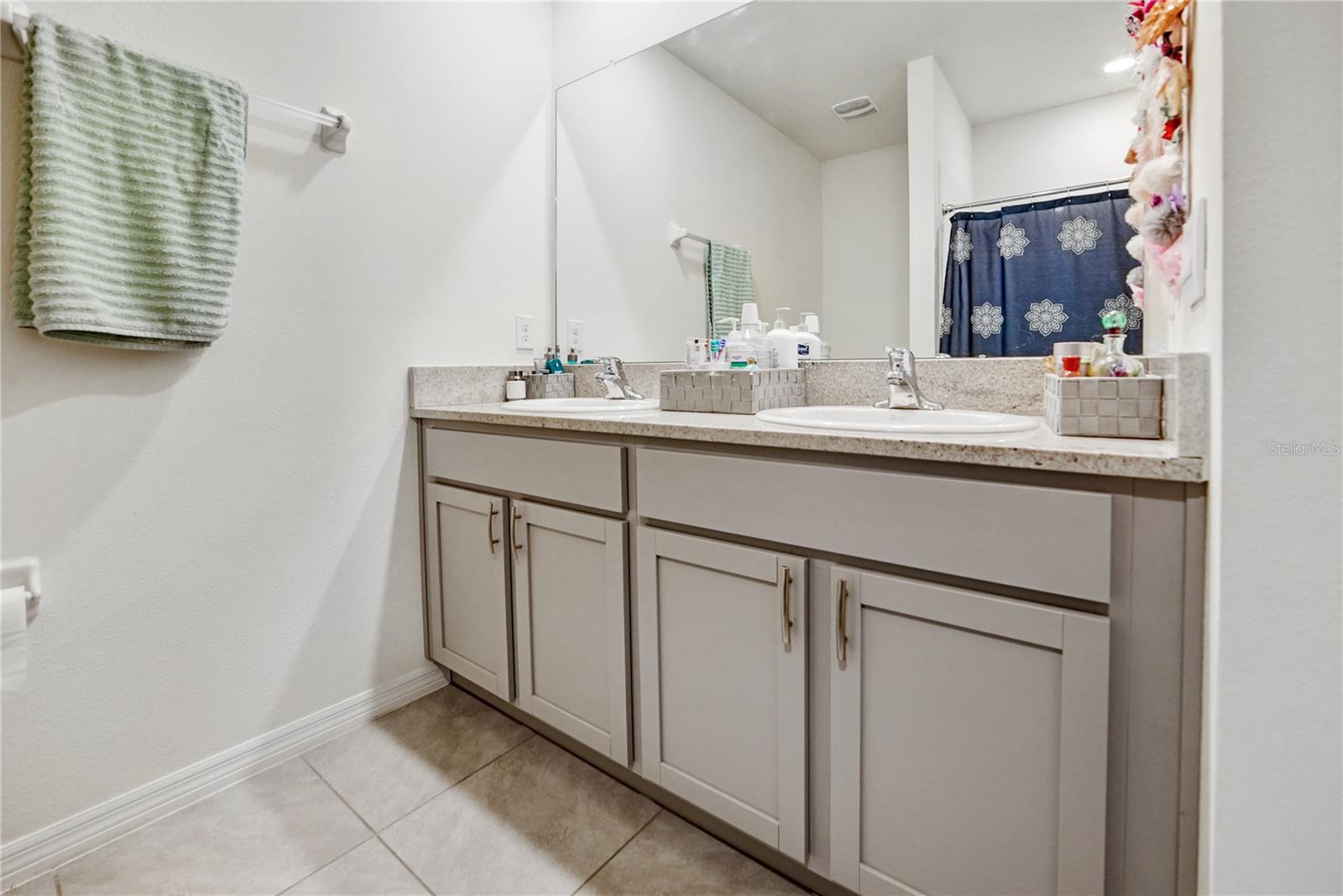 Image 18 of 34 For 10665 Penny Gale Loop