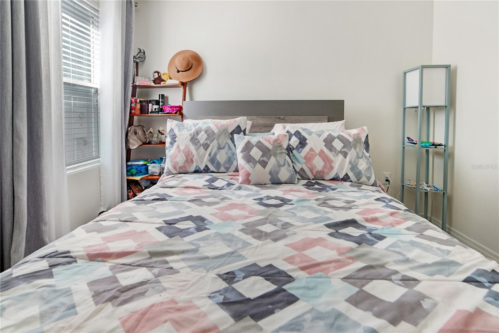 Image 25 of 34 For 10665 Penny Gale Loop