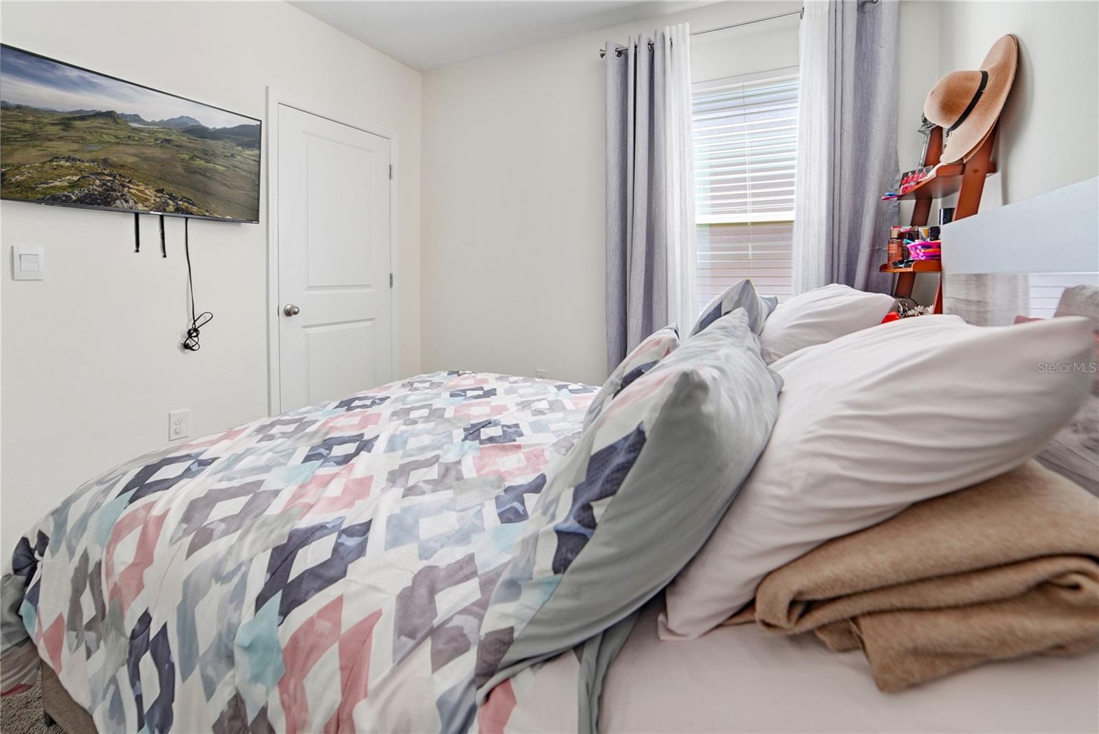 Image 27 of 34 For 10665 Penny Gale Loop