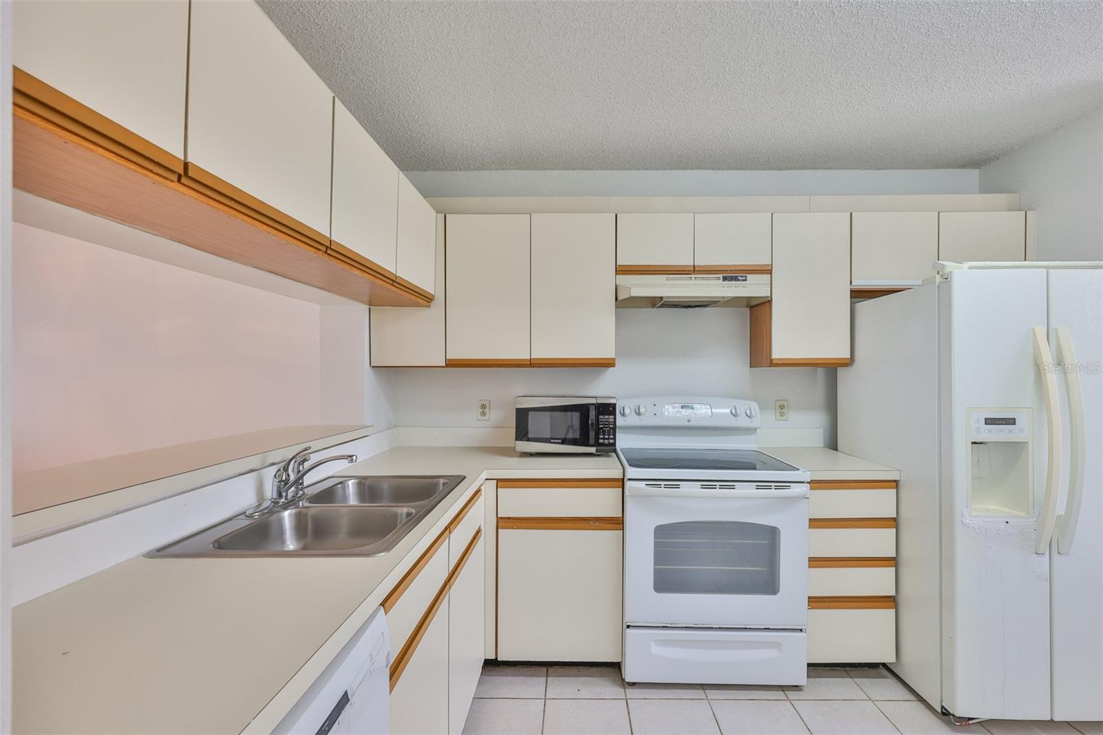 Image 10 of 45 For 2424 Tampa Bay Boulevard M301