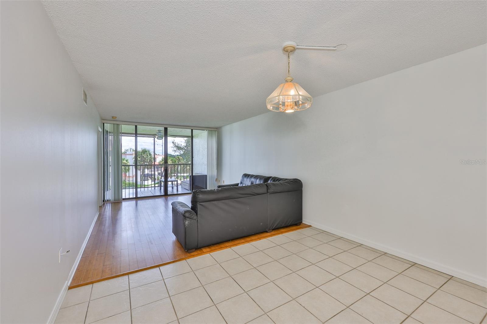Image 15 of 45 For 2424 Tampa Bay Boulevard M301