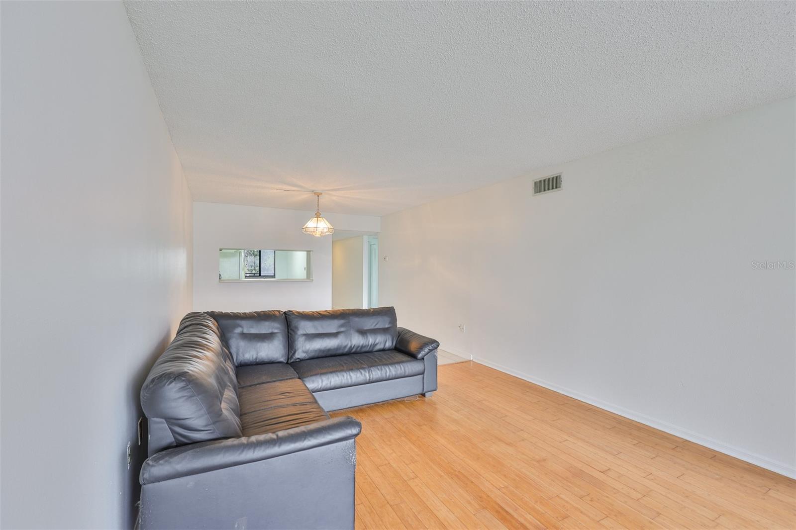 Image 16 of 45 For 2424 Tampa Bay Boulevard M301