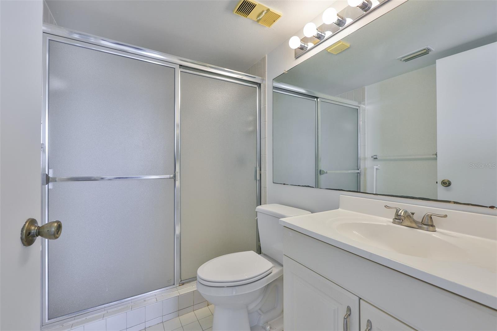Image 17 of 45 For 2424 Tampa Bay Boulevard M301