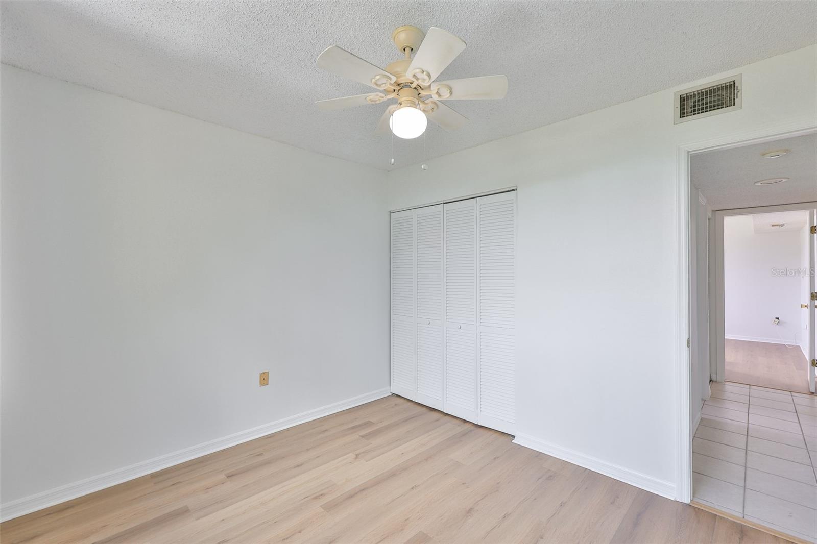 Image 26 of 45 For 2424 Tampa Bay Boulevard M301