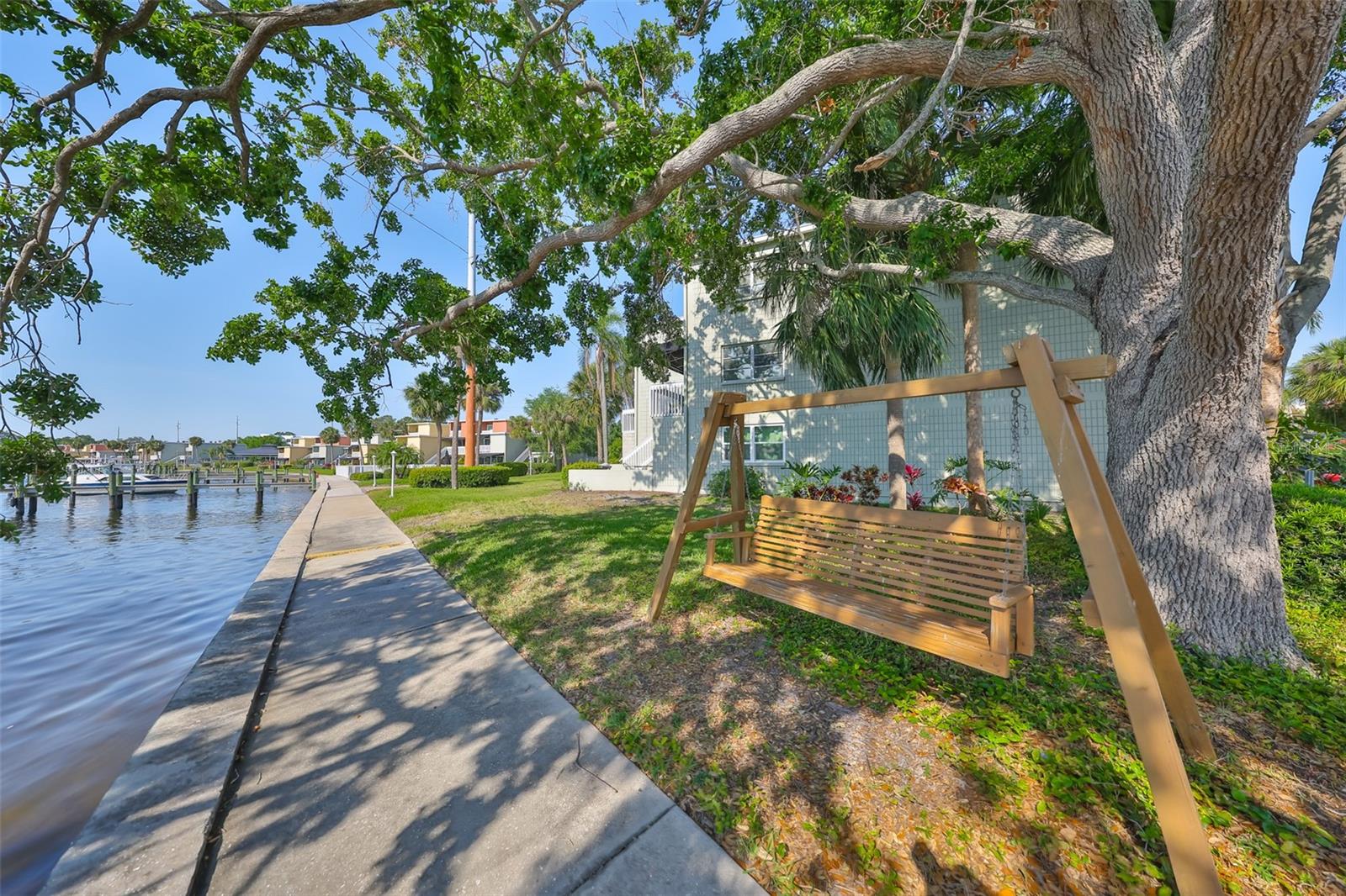 Image 32 of 45 For 2424 Tampa Bay Boulevard M301