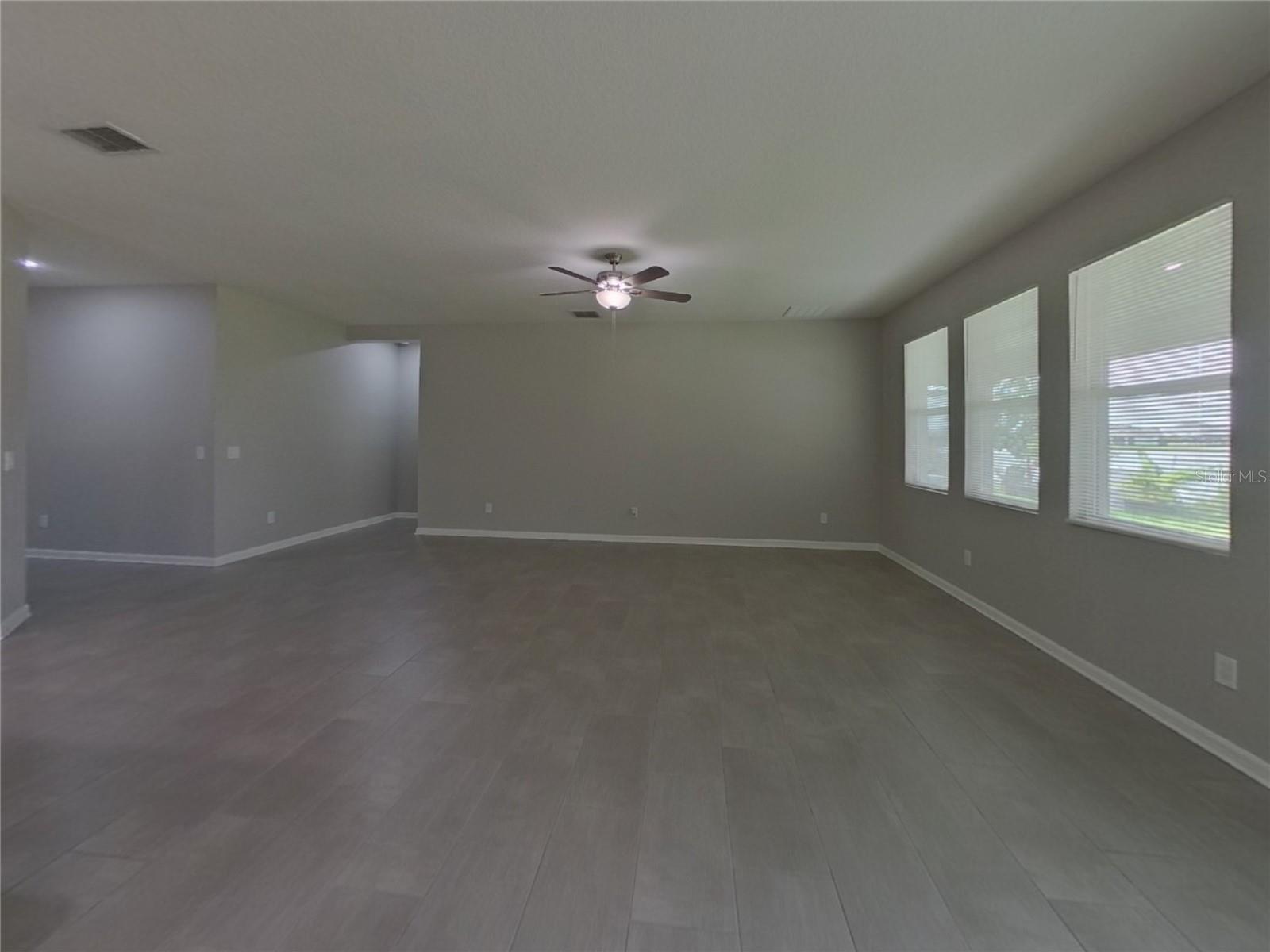 Image 4 of 19 For 3889 Cabo Rojo Drive