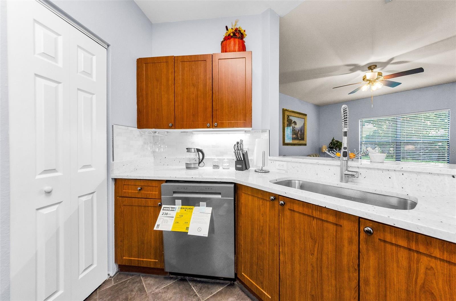 Image 23 of 89 For 2188 Chianti Place 1016