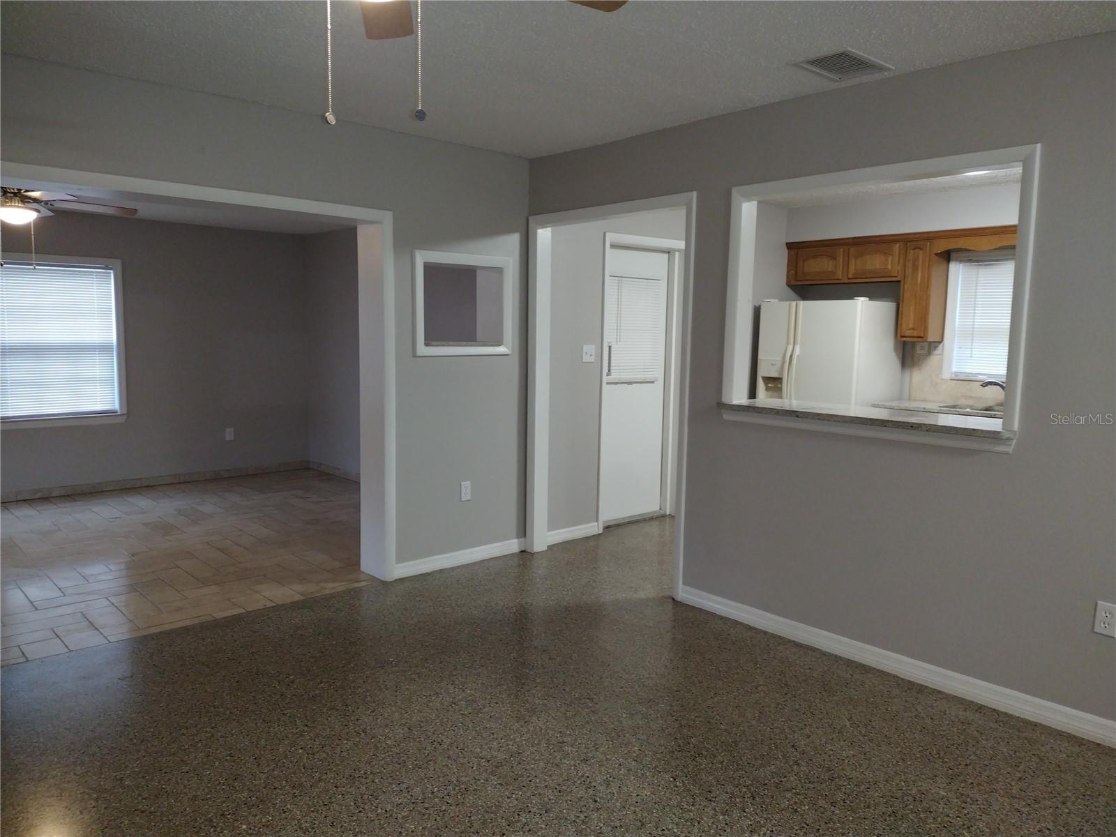 Image 4 of 37 For 431 Highland Drive