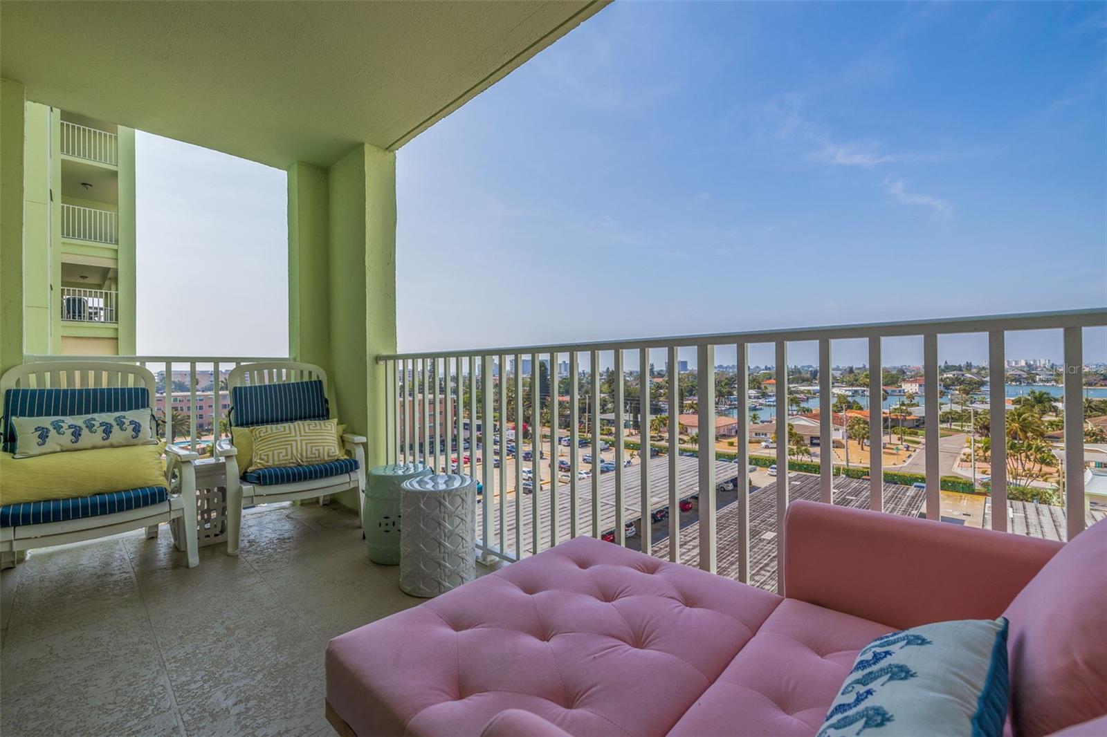 Image 11 of 40 For 400 64th Avenue 708