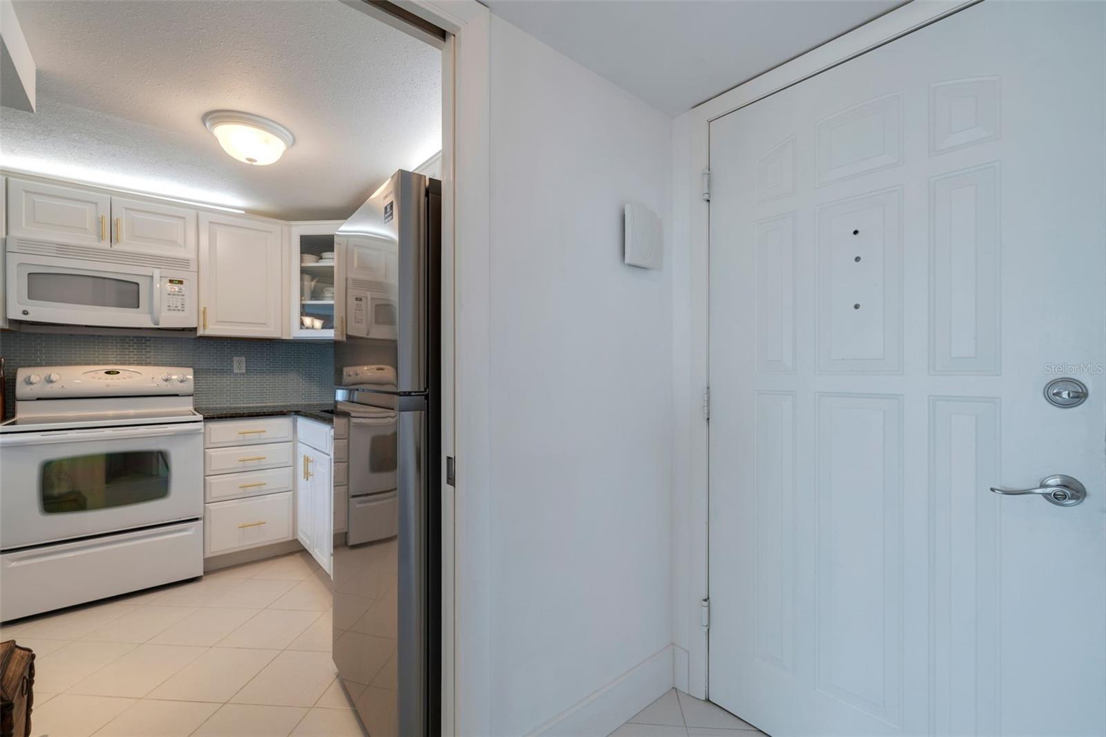 Image 15 of 40 For 400 64th Avenue 708