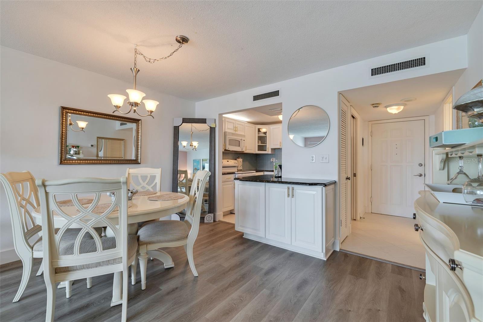 Image 19 of 40 For 400 64th Avenue 708