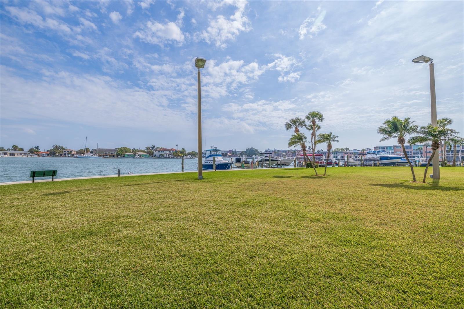 Image 6 of 40 For 400 64th Avenue 708